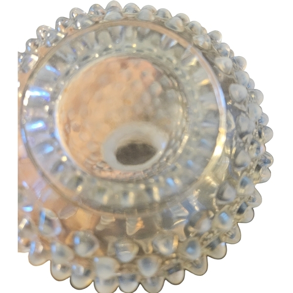 🏺vintage Fenton glowy opalescent hobnail glass bottle or vase - Picture 5 of 9